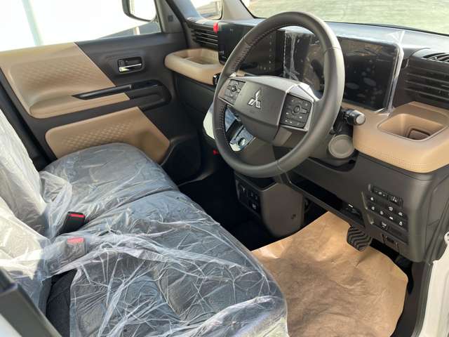Mitsubishi Delica Mini 4
