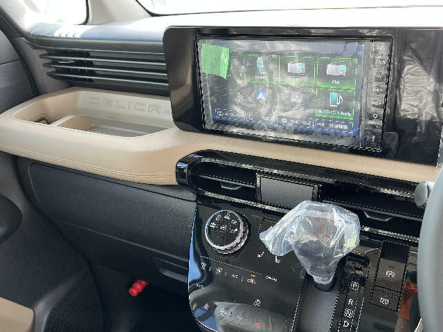 Mitsubishi Delica Mini 9