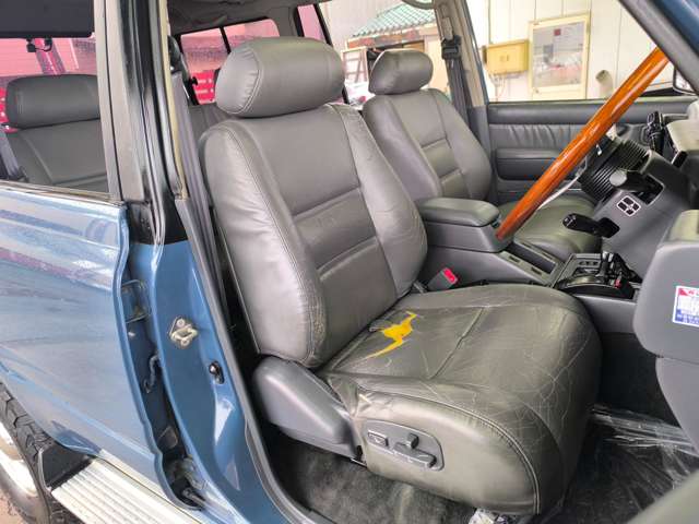 Toyota Land Cruiser 80 10