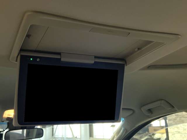 Toyota Vellfire 8