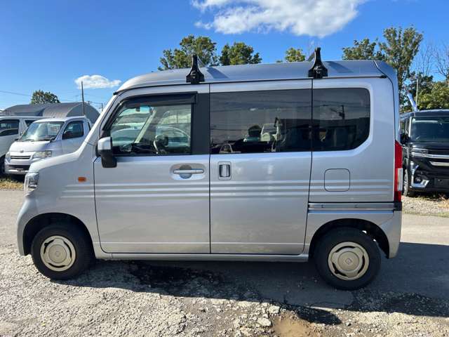 Honda N-VAN 8