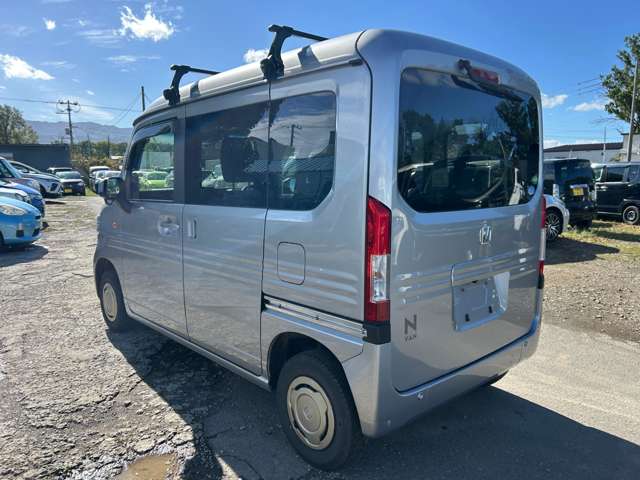 Honda N-VAN 9