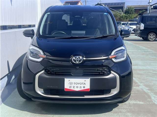 Toyota Sienta 10