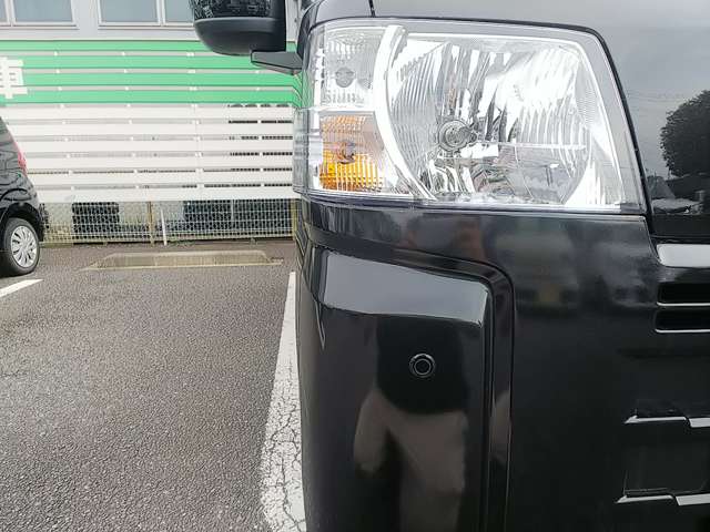 Daihatsu Hijet Cargo 11