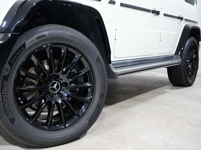 Mercedes-Benz G-Class 12