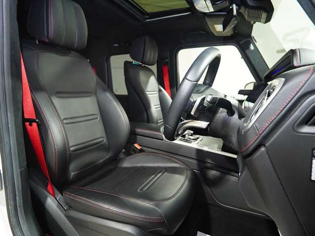 Mercedes-Benz G-Class 3