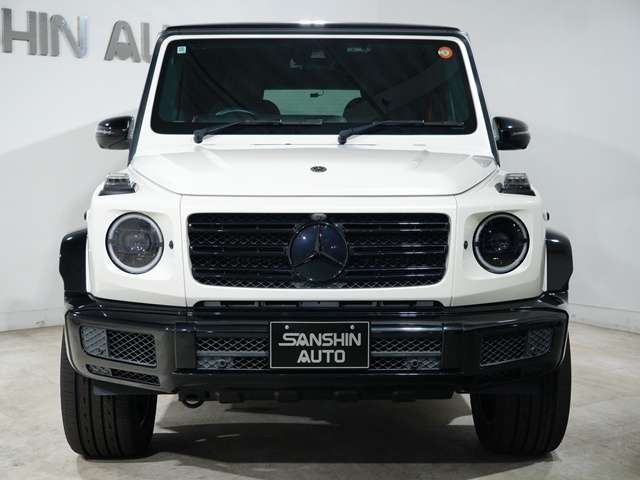 Mercedes-Benz G-Class 4