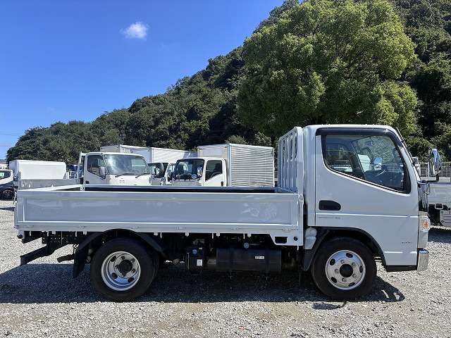 Mitsubishi Fuso Canter 5