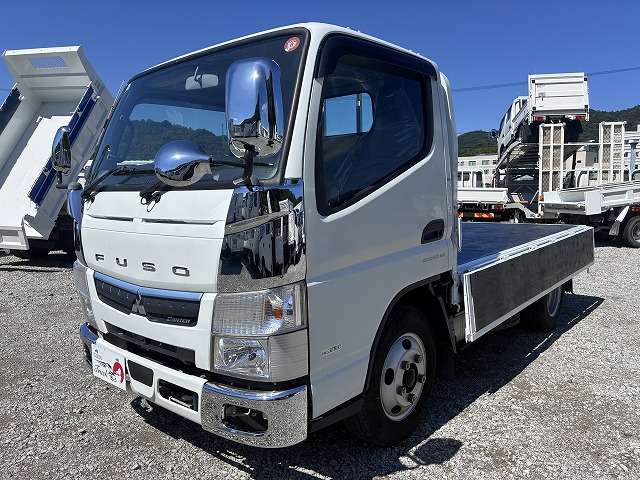 Mitsubishi Fuso Canter 9