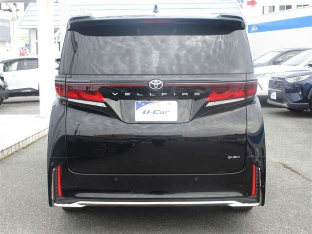 Toyota Vellfire 8