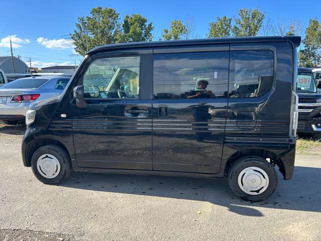 Honda N-VAN 8