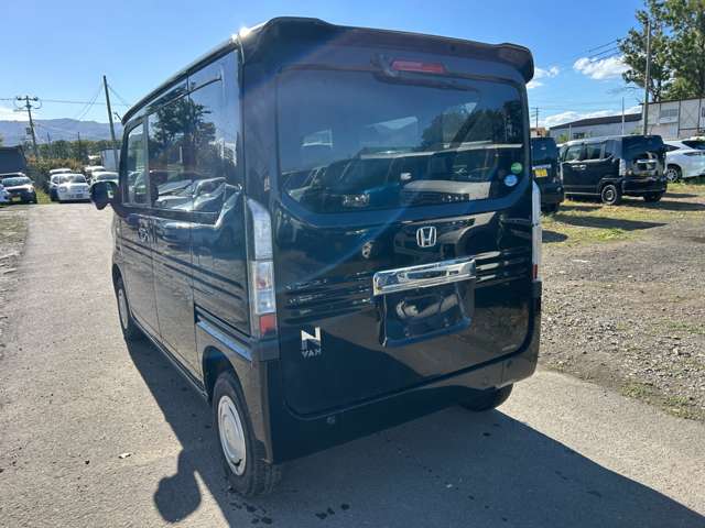Honda N-VAN 10