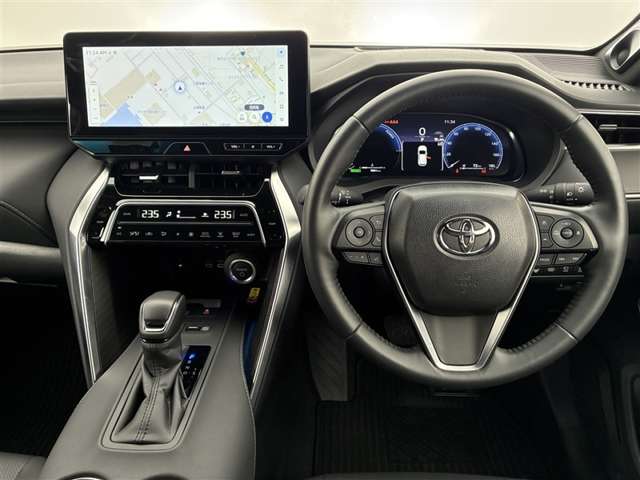 Toyota Harrier 3