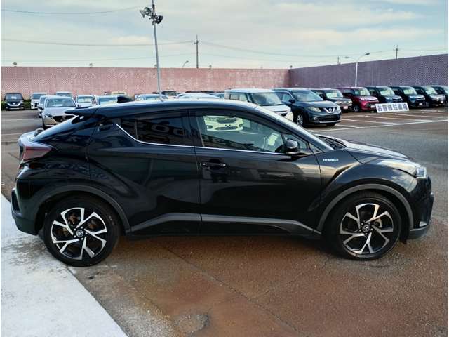 Toyota C-HR 6
