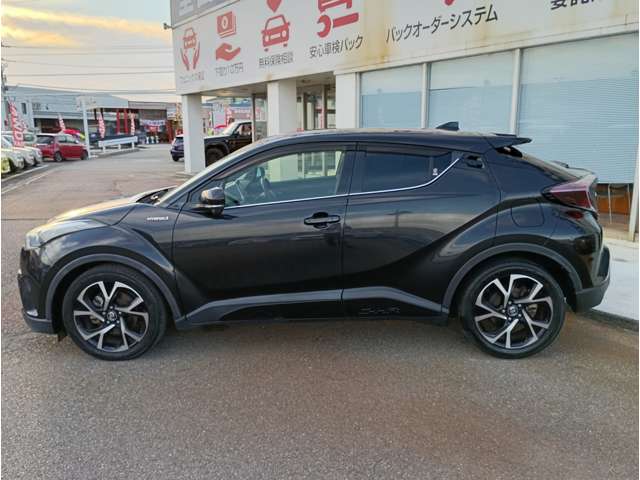 Toyota C-HR 10
