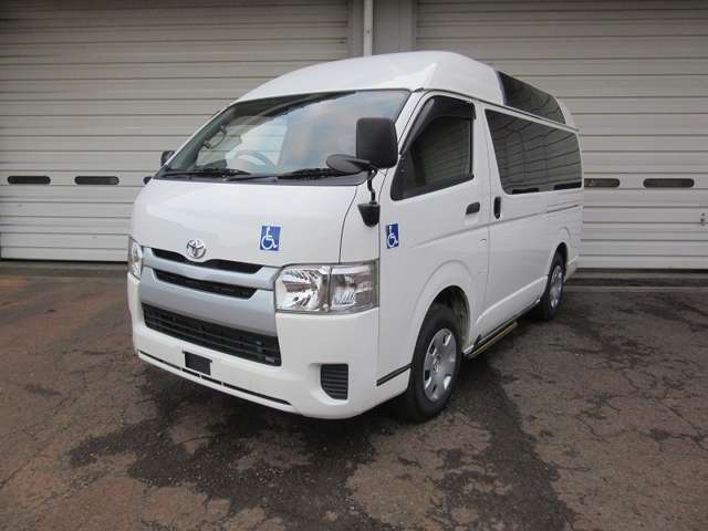 Toyota Regius Ace 5