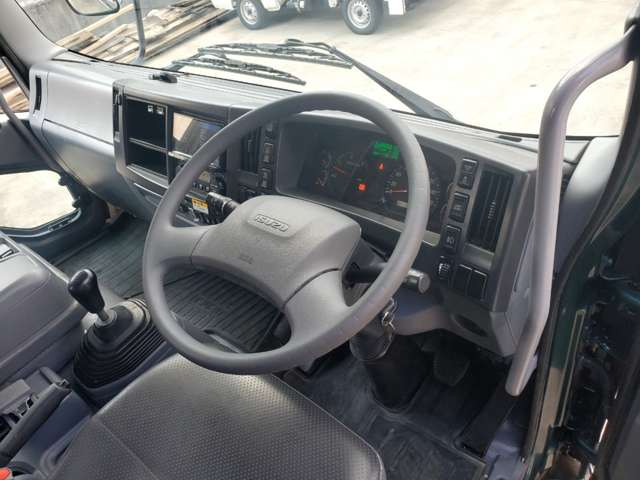 Isuzu Forward 12