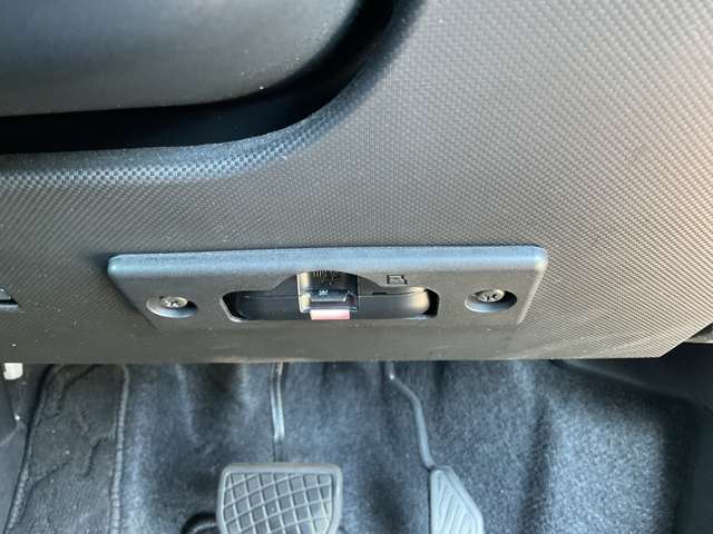 Daihatsu Rocky 8