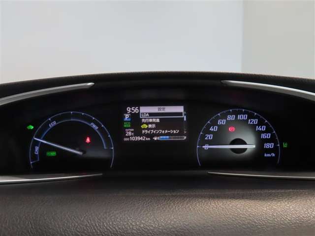 Toyota Sienta 8