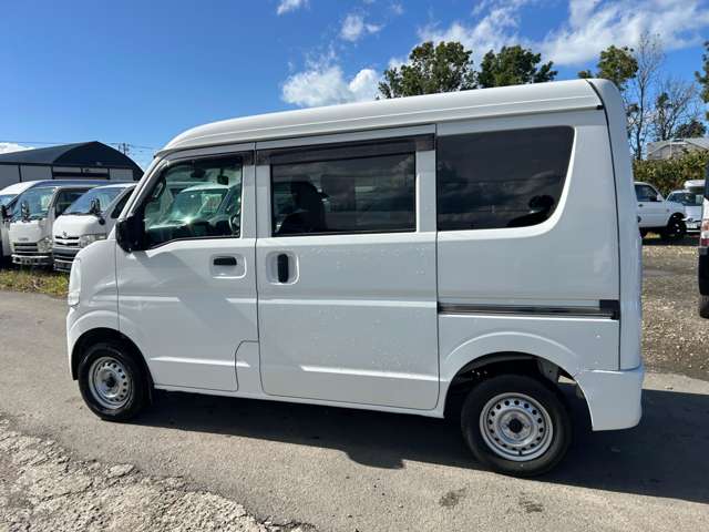 Nissan NV100 Clipper 8