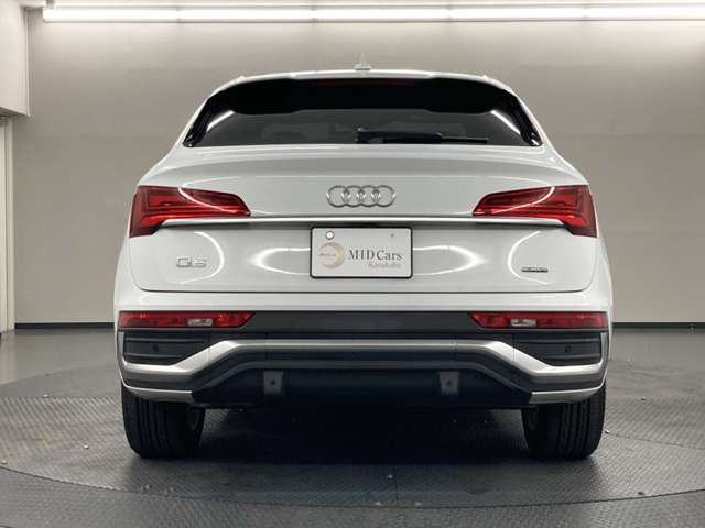 Audi Q5 Sportback 4
