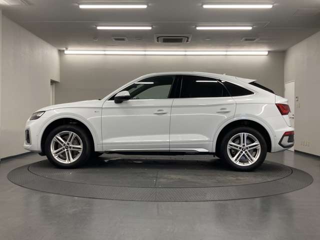 Audi Q5 Sportback 5
