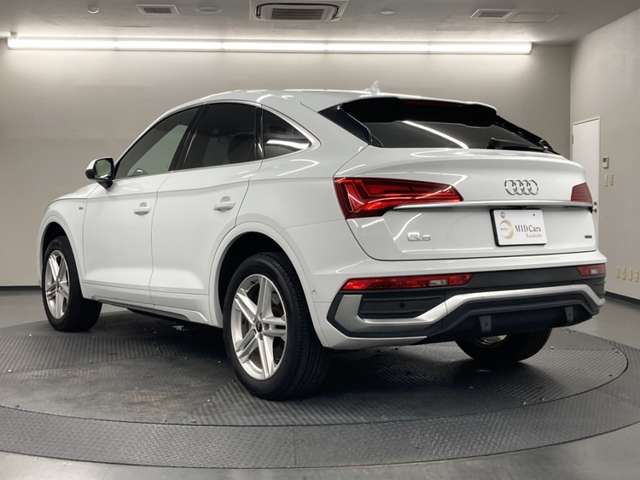 Audi Q5 Sportback 8