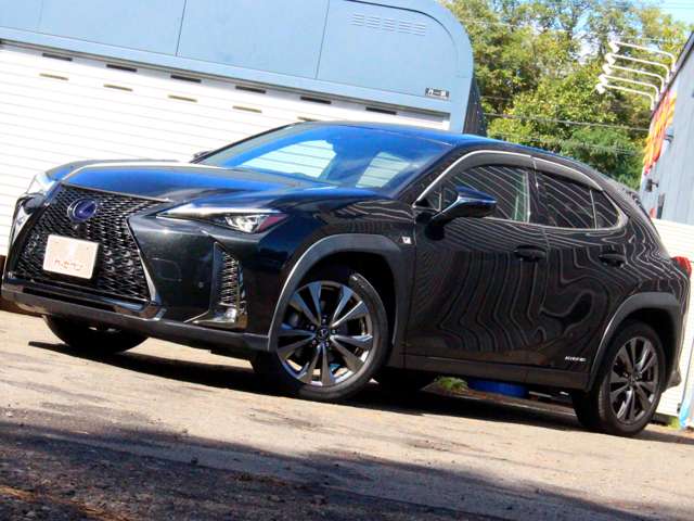 Lexus UX 4