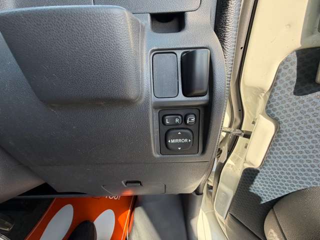 Daihatsu Hijet Cargo 9
