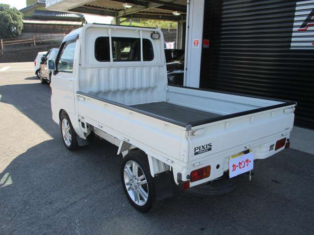 Toyota Pixis Truck 8