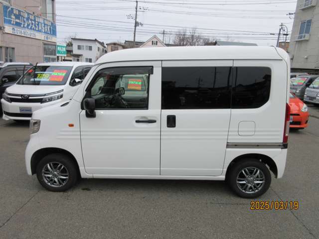 Honda N-VAN 4