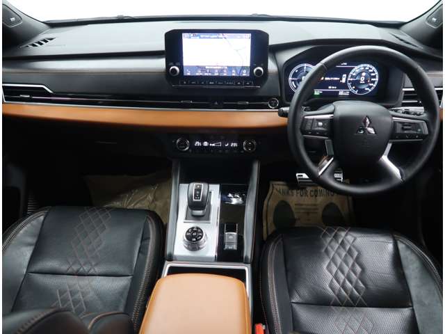 Mitsubishi Outlander 2