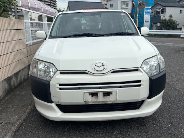 Mazda Familia Van 4