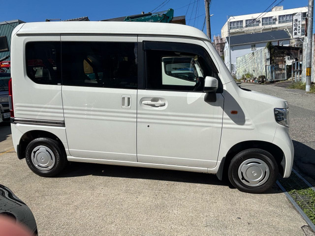 Honda N-VAN 4