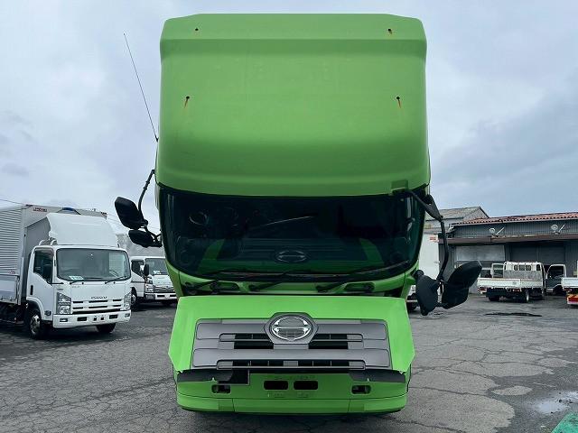 Hino Profia 4