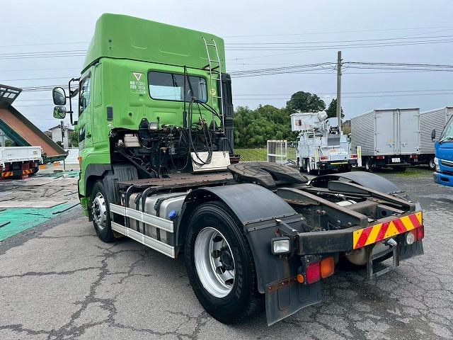 Hino Profia 9