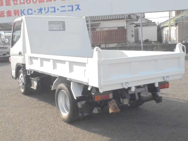 Mitsubishi Fuso Canter 11