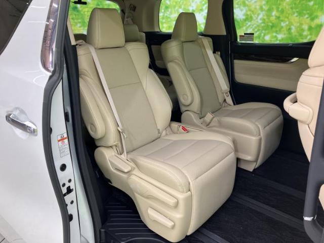 Toyota Alphard 10