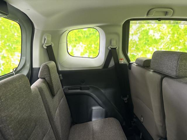 Toyota Sienta 7