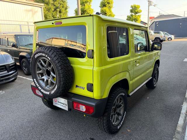Suzuki Jimny 10