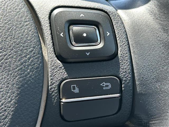 Lexus NX 9