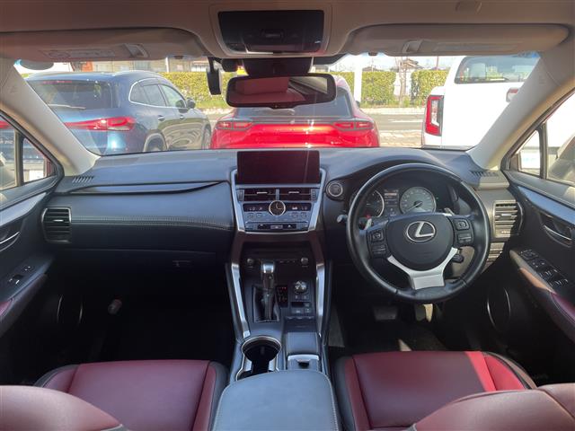 Lexus NX 2