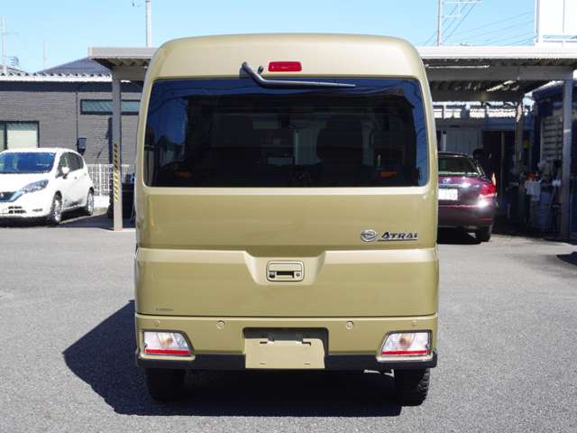 Daihatsu Atrai 11