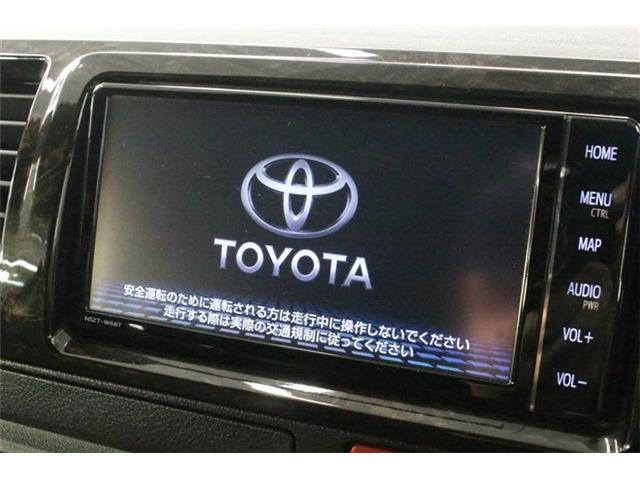 Toyota Hiace Van 12
