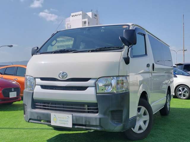 Toyota Hiace Van 10