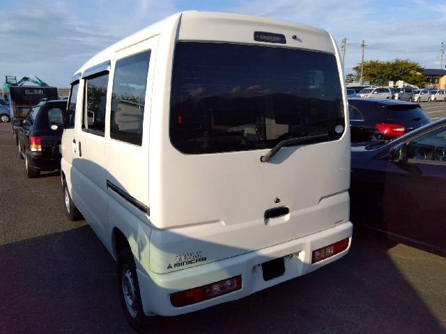 Mitsubishi Minicab MiEV 2