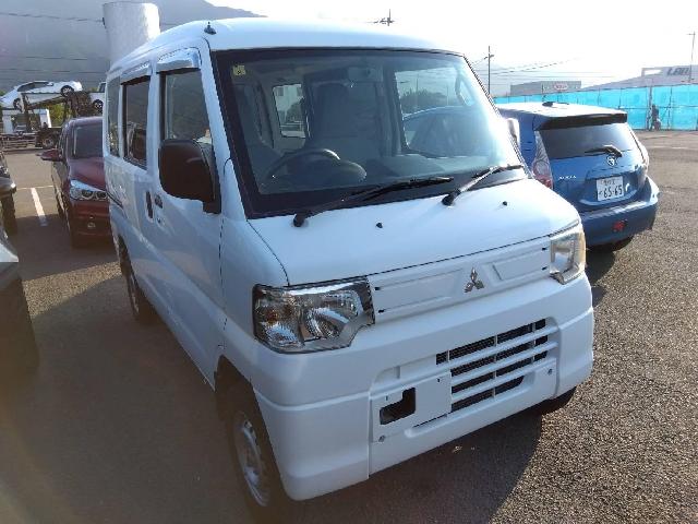 Mitsubishi Minicab MiEV 4