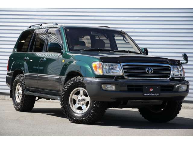 Toyota Land Cruiser 100 6