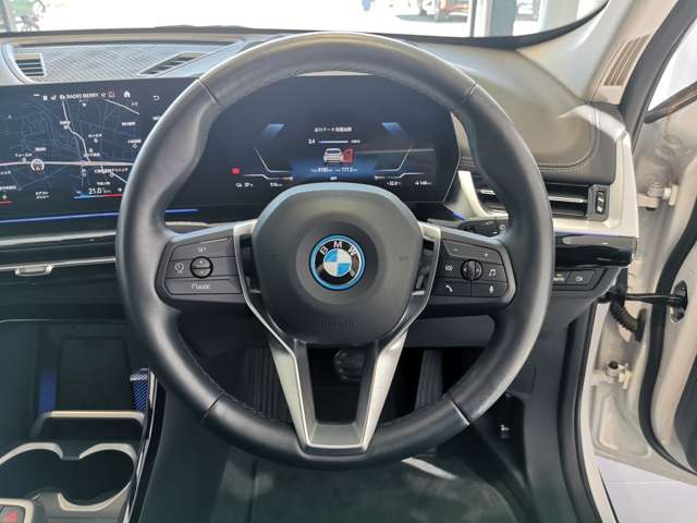 BMW iX1 10