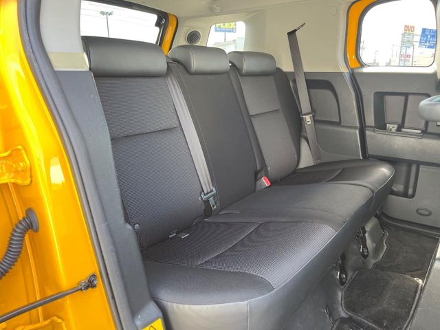 Toyota FJ Cruiser 9